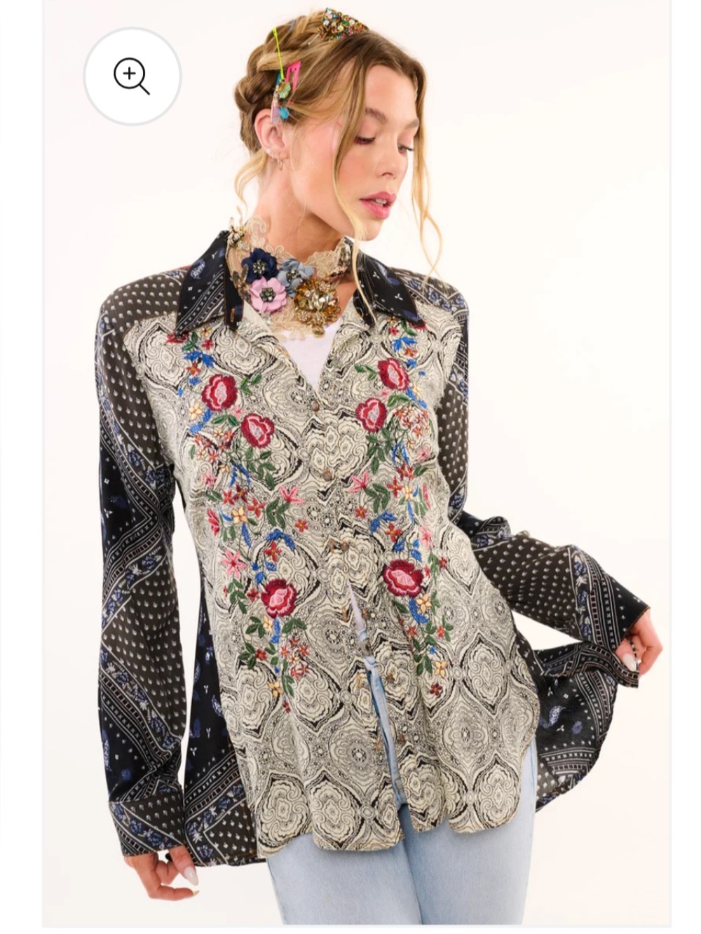 Aratta Silent Journey Bandana Print Embellished Back Tucked Shirt XL